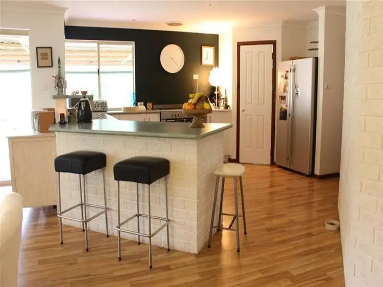 Second view of Homely house listing, 5 Pipit Court, Broadwater WA 6280