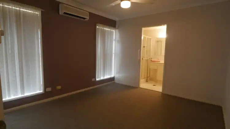 Fifth view of Homely villa listing, 1/73 Queen Street,, Cleveland QLD 4163