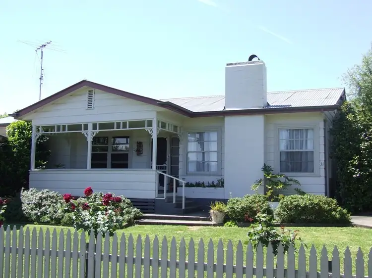 31 Mummery Road, Myrtleford VIC 3737