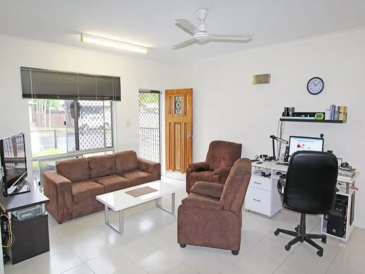 Fourth view of Homely villa listing, 1/133 Robert Road, Bentley Park QLD 4869