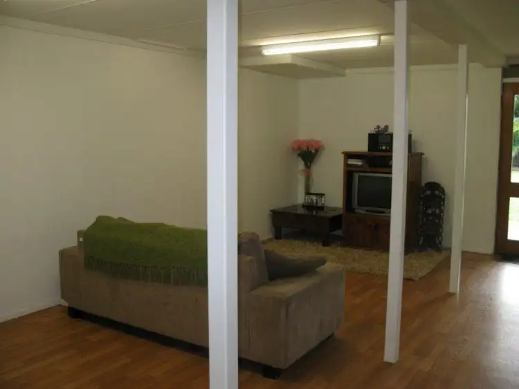 Sixth view of Homely house listing, 4 Richmond Street, Hermit Park QLD 4812