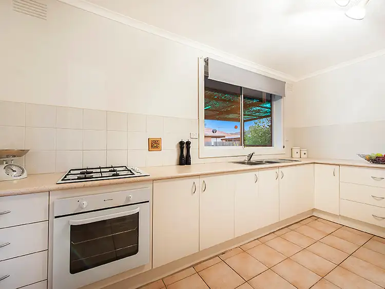 Seventh view of Homely house listing, 9 Carruthers Court, Altona VIC 3018
