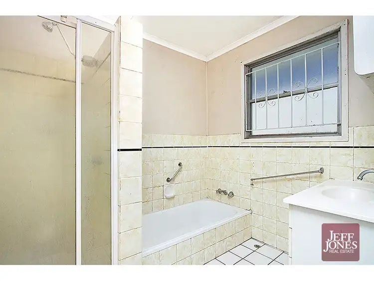 Fifth view of Homely house listing, 15 Gilmore Street, Tarragindi QLD 4121