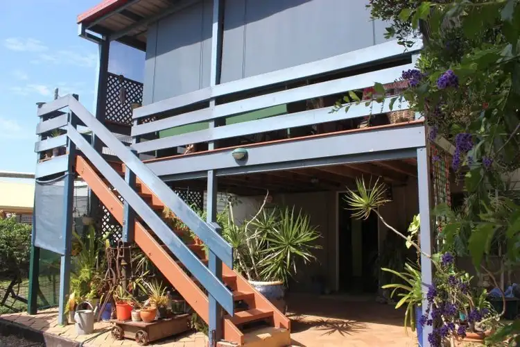 25 Nash Street, Sandgate QLD 4017