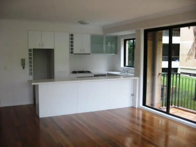 Third view of Homely apartment listing, 3/37 Roslyn Gardens, Elizabeth Bay NSW 2011