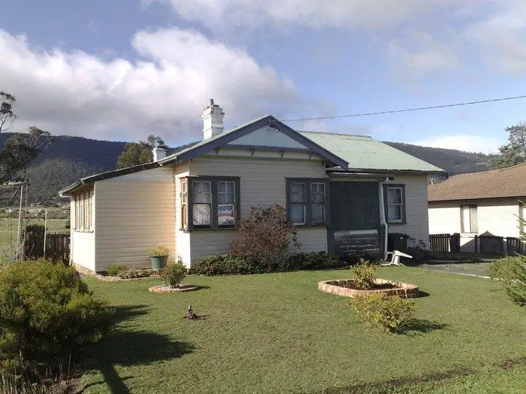 122 Main Street, Huonville TAS 7109