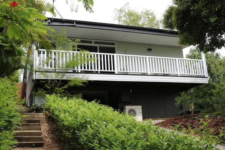13 Tarbet St, Kenmore QLD 4069