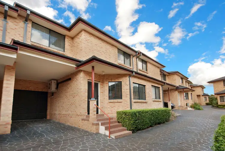 Main view of Homely townhouse listing, 2/127 Cooriengah Heights Road, Engadine NSW 2233
