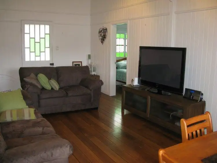 Fourth view of Homely house listing, 4 Richmond Street, Hermit Park QLD 4812