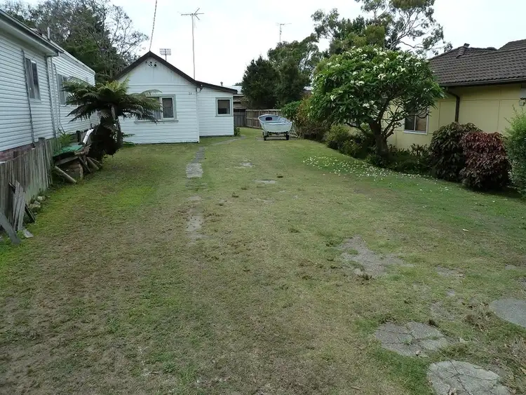 23 Consul Road, Brookvale NSW 2100