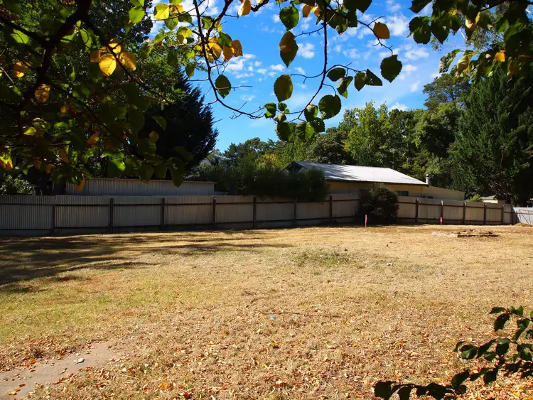 Lot 2, LOT Lot 2, 2 Delany Avenue, Bright VIC 3741