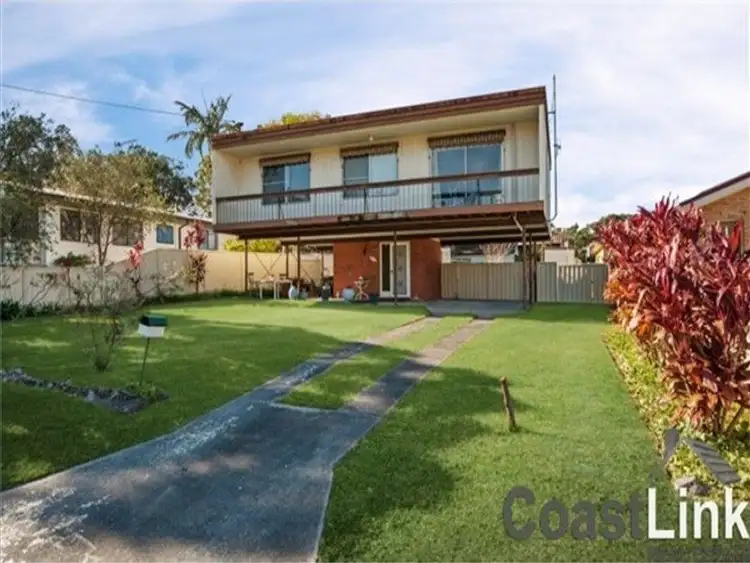 17 Agatha Avenue, Lake Munmorah NSW 2259
