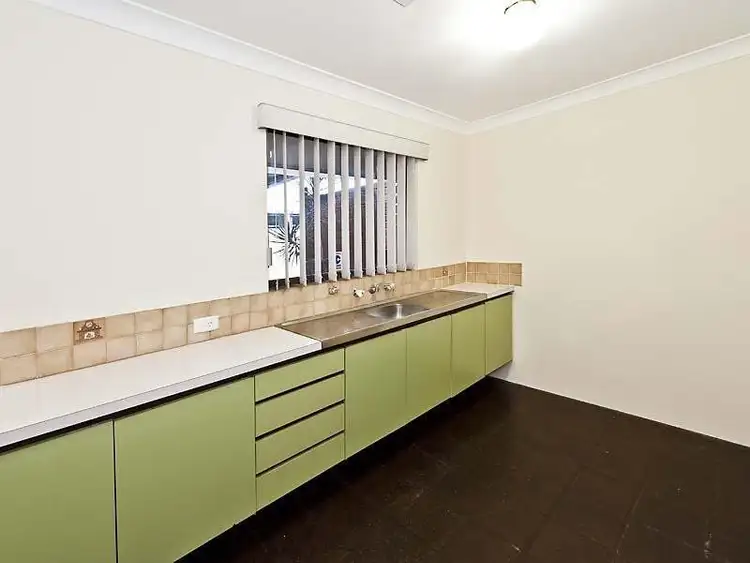 Seventh view of Homely house listing, 11 Ross Place, Thornlie WA 6108