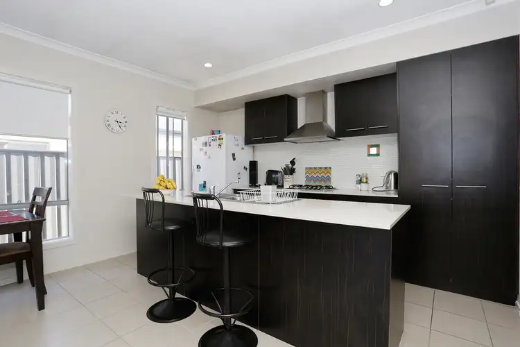 Second view of Homely house listing, 39 Daymar Circuit, Craigieburn VIC 3064