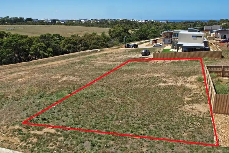 8 Tea Tree Rise, Torquay VIC 3228