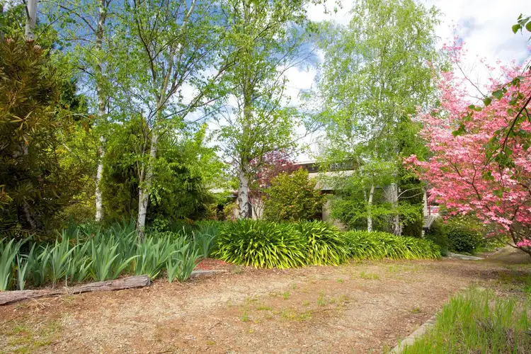 6910 Great Alpine Road, Porepunkah VIC 3740