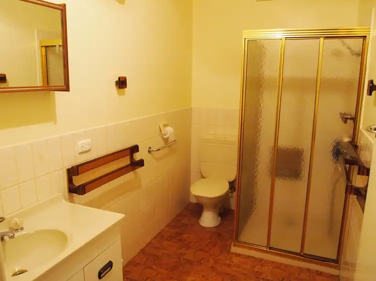 Seventh view of Homely unit listing, 3 Wood St, Bright VIC 3741