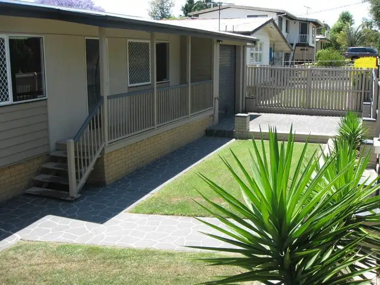 7 Rodney Street, Silkstone QLD 4304