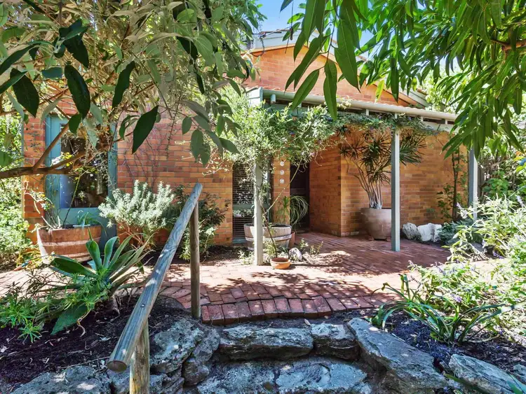 25 Glanville Street, Mosman Park WA 6012