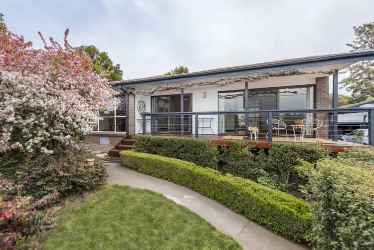 32 Dalley Crescent, Latham ACT 2615