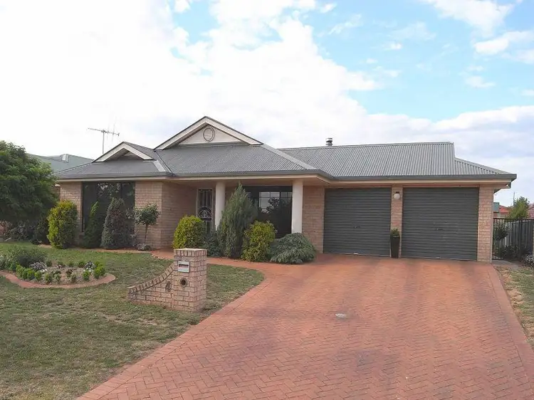 Main view of Homely house listing, 4 Douglas Place, Orange NSW 2800