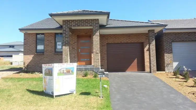 48 Bird Walton Avenue, Middleton Grange NSW 2171