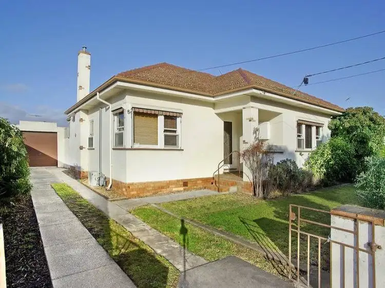 51 Saffron Street, Newtown VIC 3220