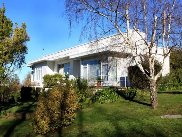 20 Oakleigh Avenue, Taroona TAS 7053