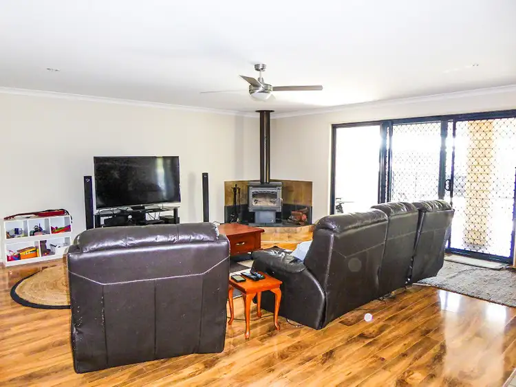 Second view of Homely house listing, 2 Cockatiel Crescent, Gulmarrad NSW 2463