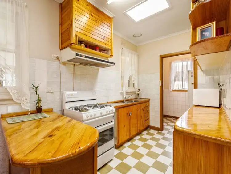 Fourth view of Homely house listing, 8 Conway Court, Altona North VIC 3025