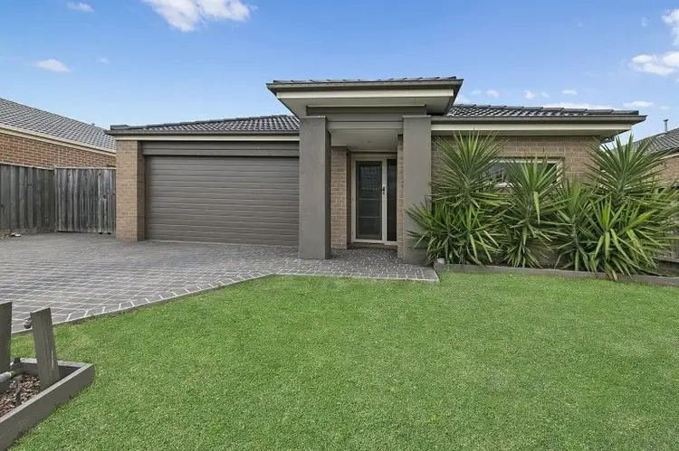 25 GREGSON GROVE, Lyndhurst VIC 3975