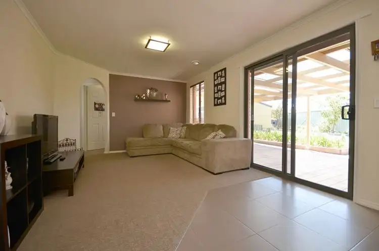 Fourth view of Homely house listing, 4 Flintoff Close, Horsham VIC 3400