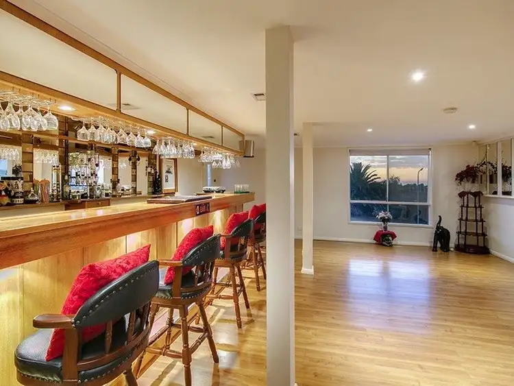 186 The Cove Road, Hallett Cove SA 5158