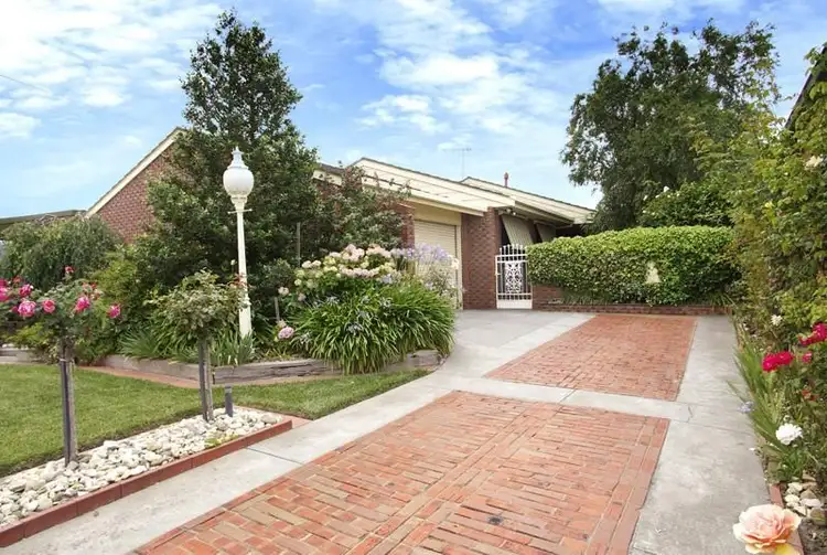 7 Moulamein Court, Hamlyn Heights VIC 3215