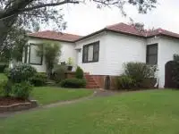 10 Glenavon Ave, Beverly Hills NSW 2209