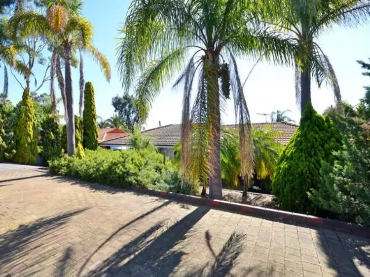 27 Ballantine Road, Warwick WA 6024