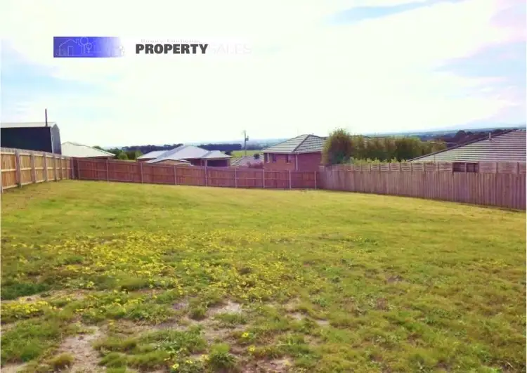4 Ashlyn Parade, Moe VIC 3825