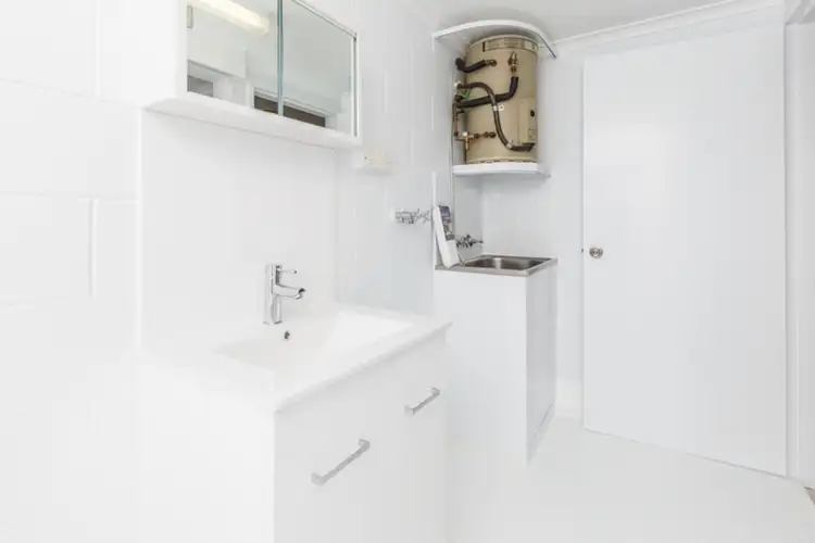 Seventh view of Homely apartment listing, 5/439 Severin Street, Manunda QLD 4870