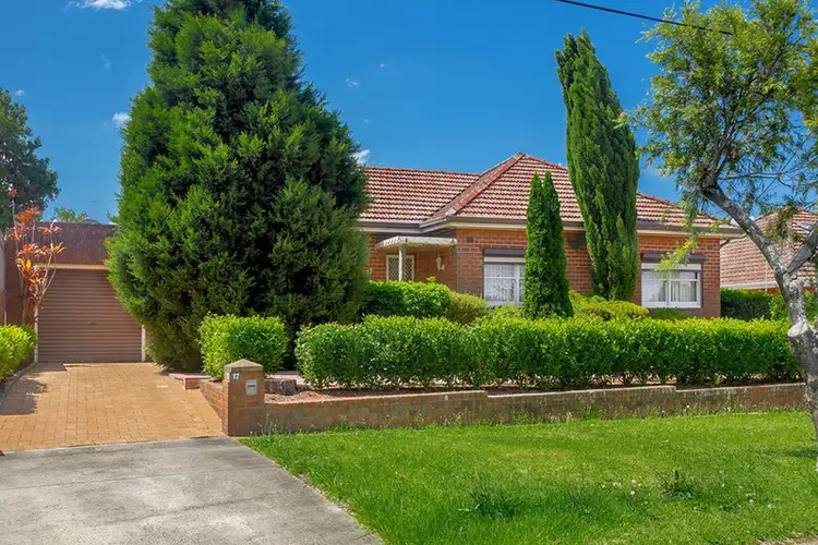 17 Poole Street, Kingsgrove NSW 2208