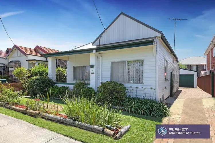 31 Clissold Parade, Campsie NSW 2194
