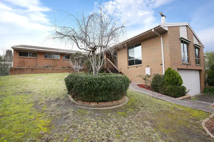 49 Waterview Court, Croydon Hills VIC 3136