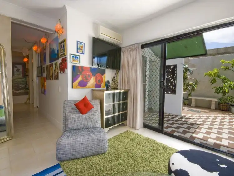 1/1 Mandin Street, Alexandra Headland QLD 4572