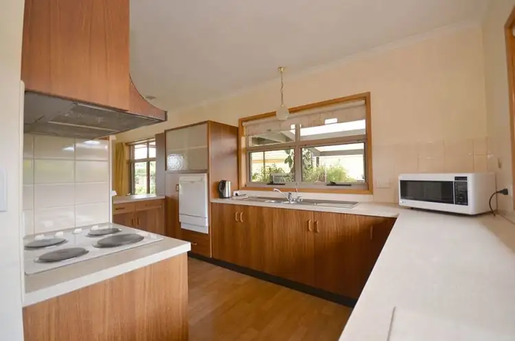 Fifth view of Homely house listing, 10 Bowden Street, Horsham VIC 3400