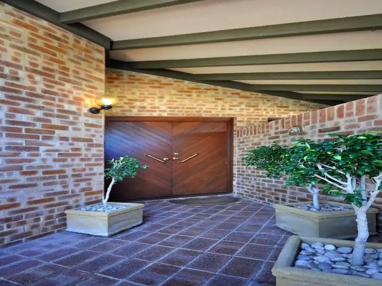Second view of Homely house listing, 14 Lionel Court, Duncraig WA 6023