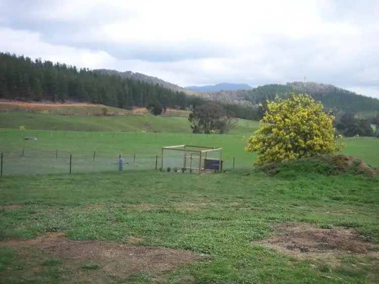Fifth view of Homely house listing, 6 Tarrengower Court, Myrtleford VIC 3737