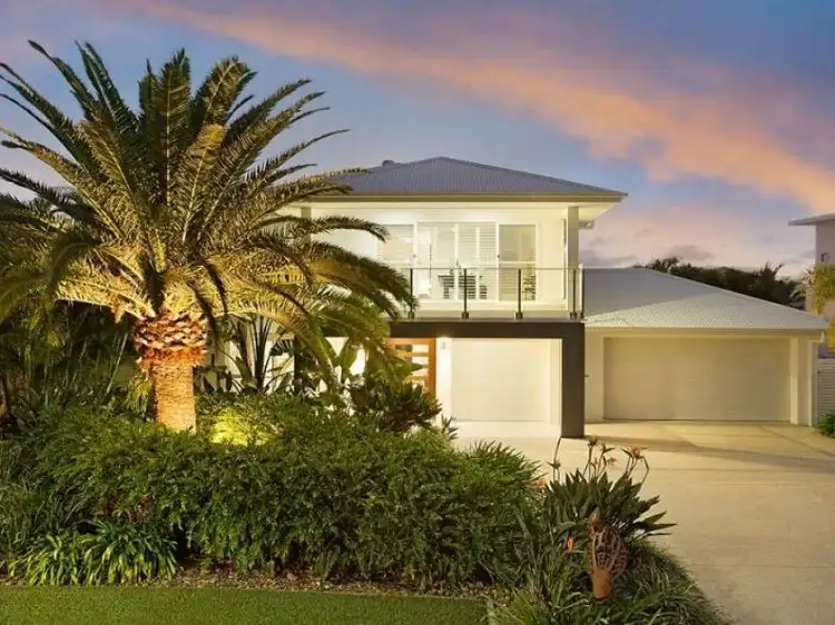 9004 Royal Pines Resort, Benowa QLD 4217