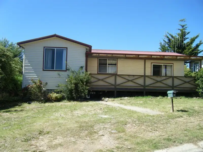 Main view of Homely house listing, 4 Kiewa Place, Cooma NSW 2630