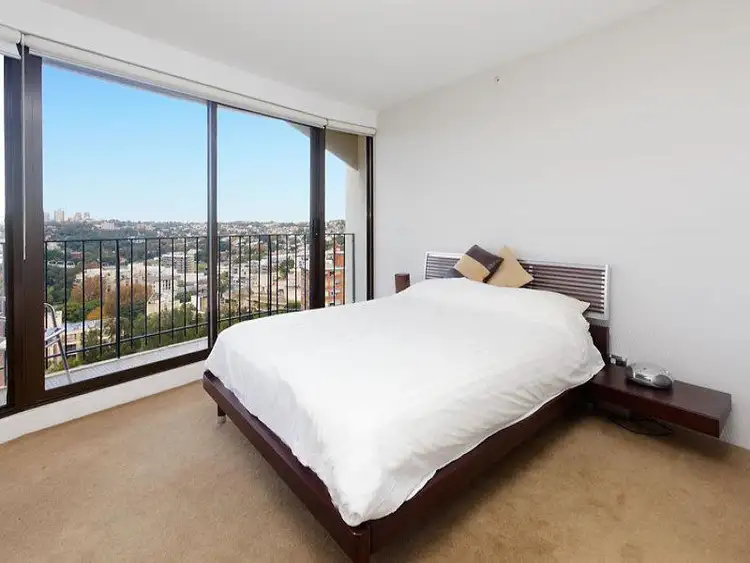 Fourth view of Homely apartment listing, 1002/2 Elizabeth Bay Road, Elizabeth Bay NSW 2011