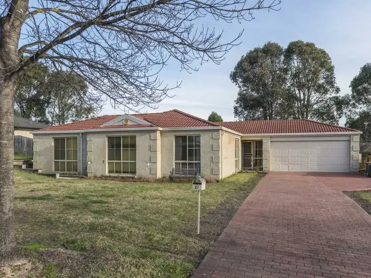 37 Lavis Road, Bowral NSW 2576