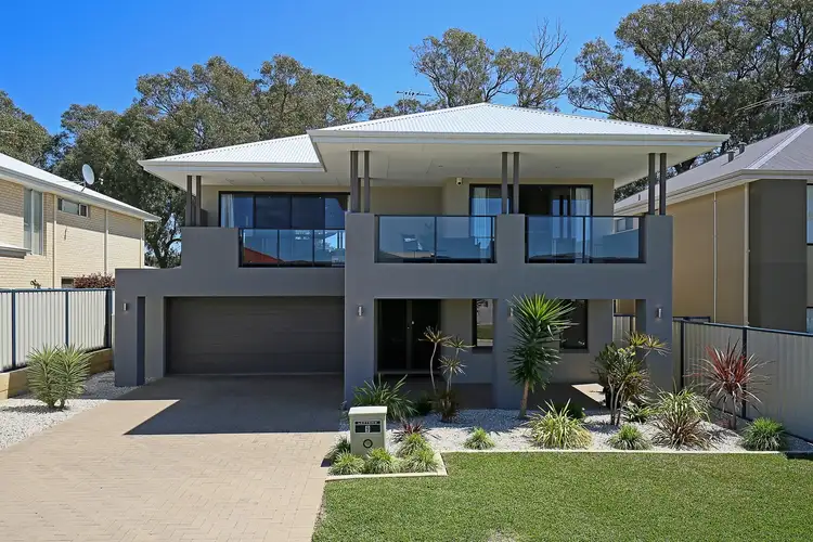 9 Hillside Fairway, Meadow Springs WA 6210